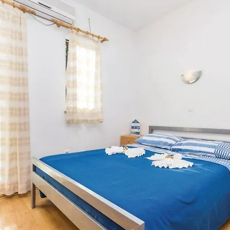 Two Bedroom With Sea View Brseč