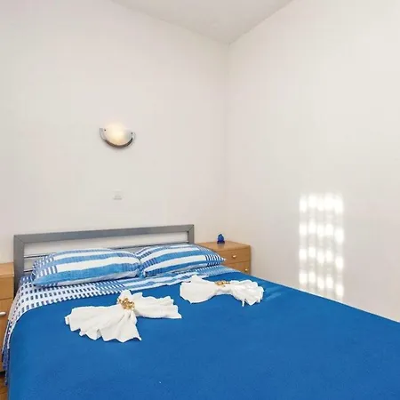 Two Bedroom With Sea View Brseč